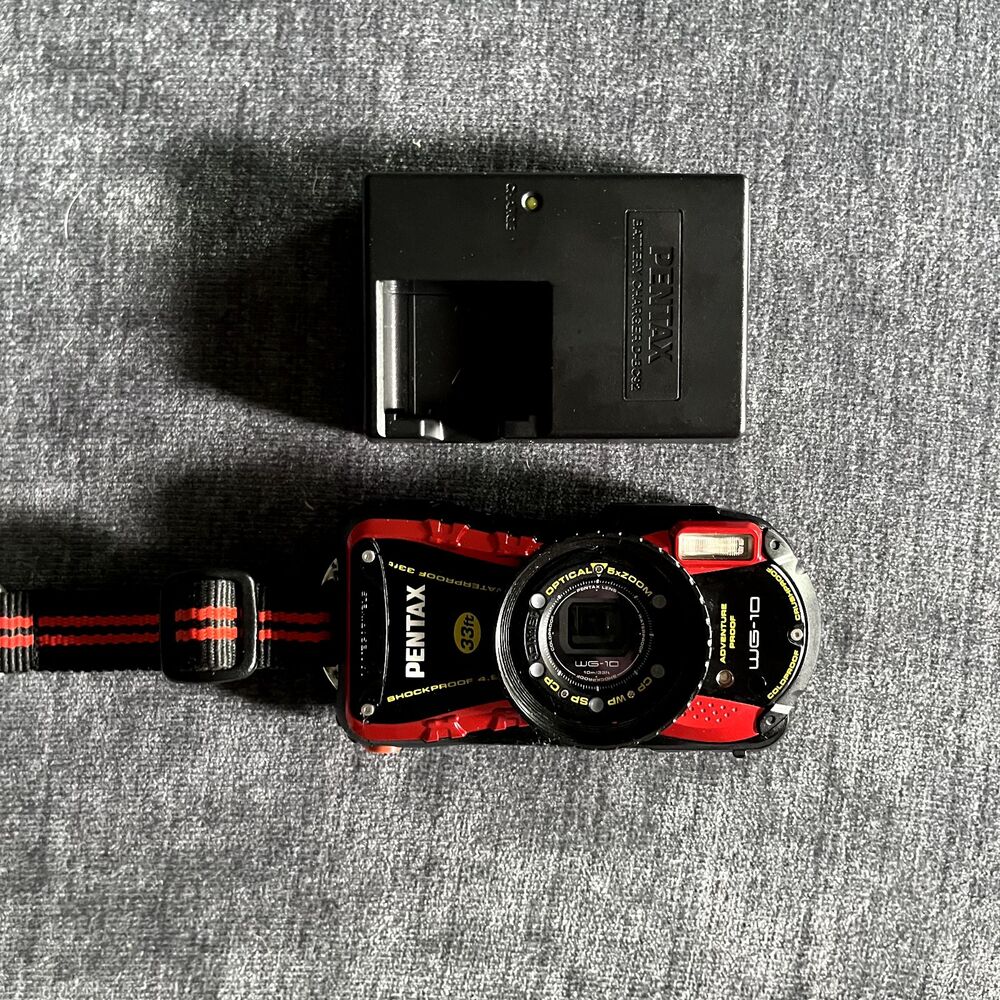 Pentax Optio WG-10 RED GPS Waterproof Underwater Digital Camera *Read*